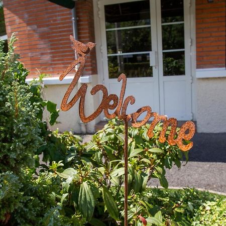 Logis - Hotel Restaurant Du Canard Hangest-sur-Somme Экстерьер фото