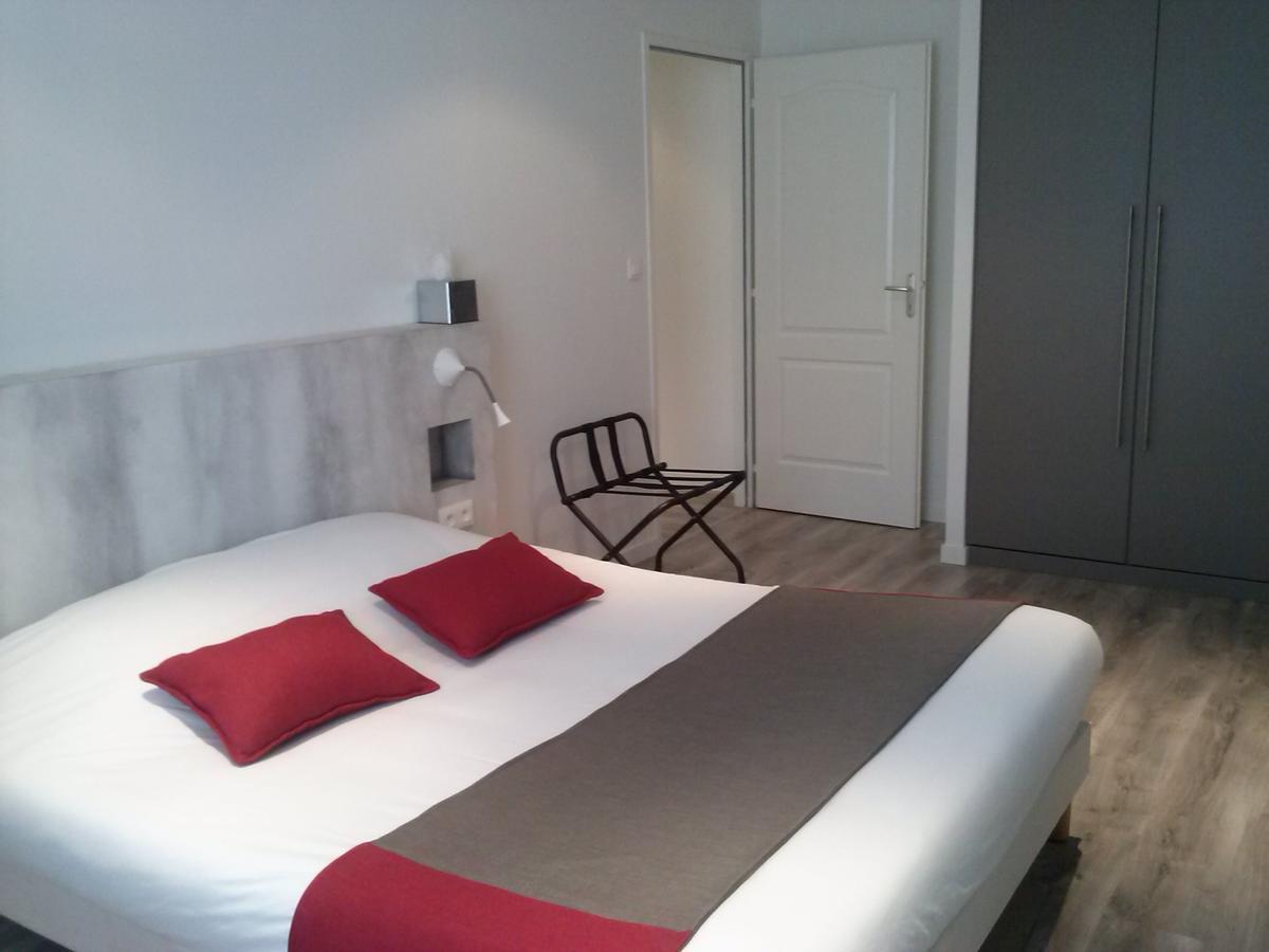 Logis - Hotel Restaurant Du Canard Hangest-sur-Somme Номер фото