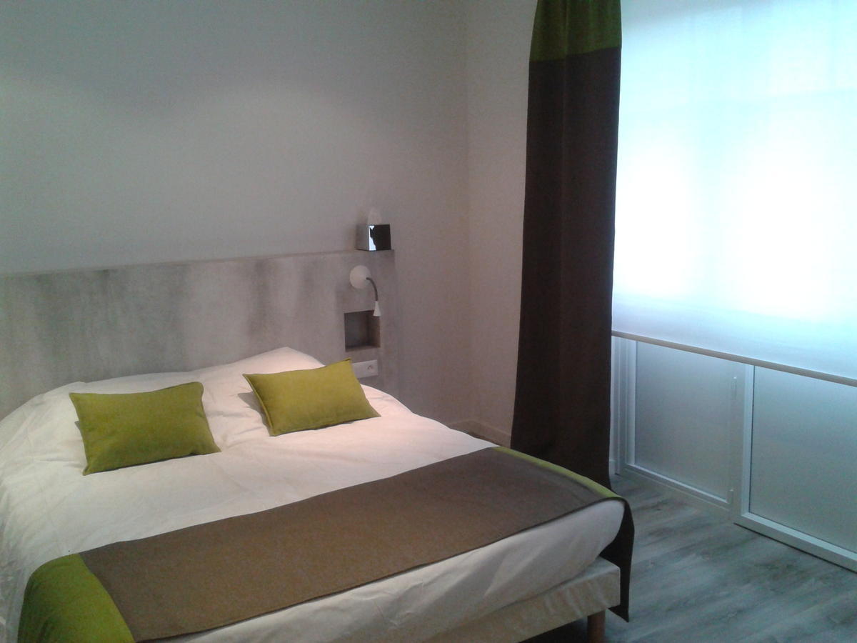 Logis - Hotel Restaurant Du Canard Hangest-sur-Somme Номер фото